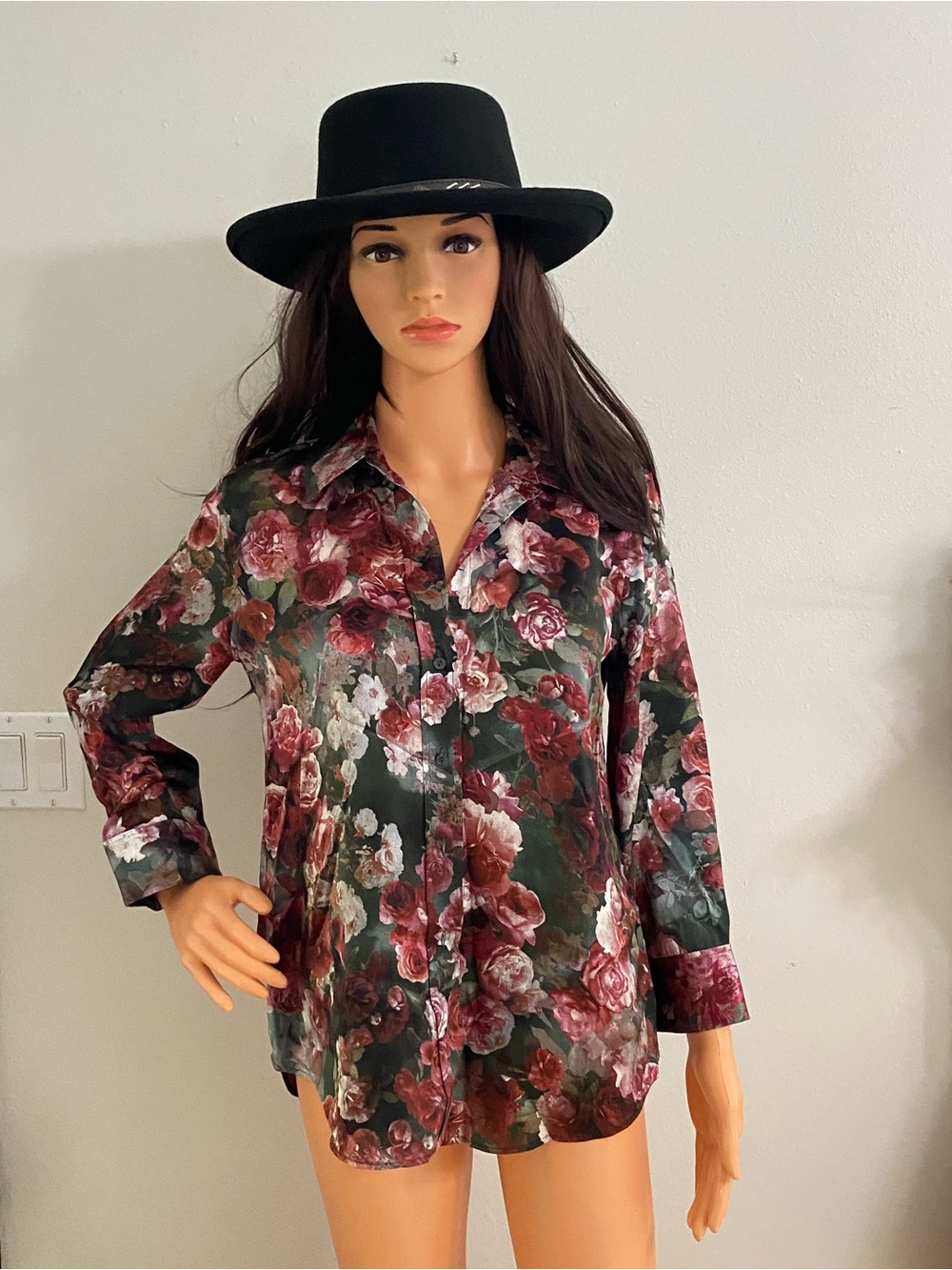 NEW L'AGENCE MULTI FLORAL TYLER SILK BUTTON DOWN BLOUSE - Picture 5 of 15